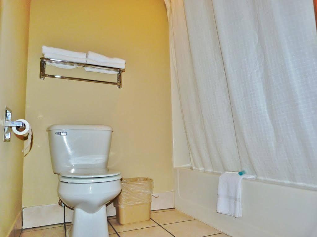 Budget Inn & Suites Nevada Екстериор снимка